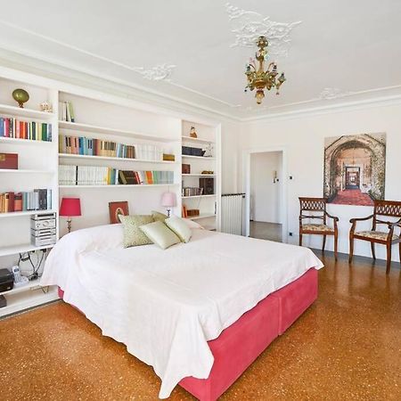 Ca' Fenice, Charming Apartment In San Marco, Sleep 7 Венеція Екстер'єр фото