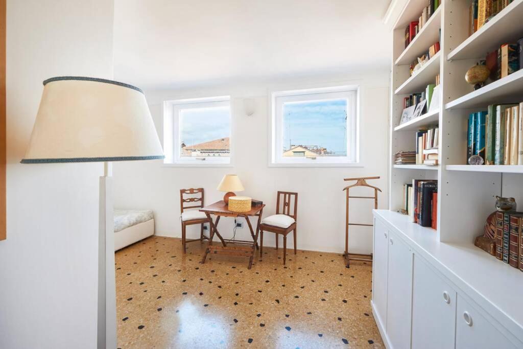 Ca' Fenice, Charming Apartment In San Marco, Sleep 7 Венеція Екстер'єр фото