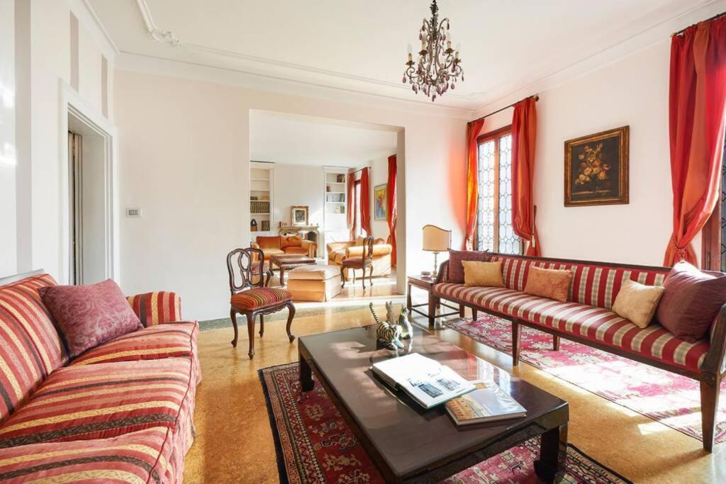 Ca' Fenice, Charming Apartment In San Marco, Sleep 7 Венеція Екстер'єр фото