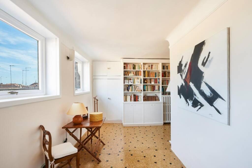 Ca' Fenice, Charming Apartment In San Marco, Sleep 7 Венеція Екстер'єр фото